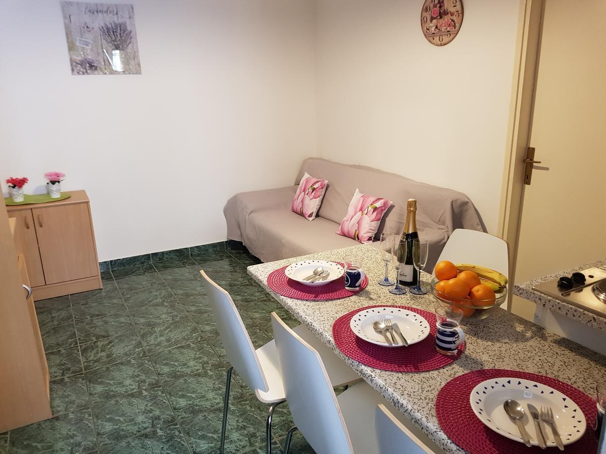 Apartmani Zoric Водице Екстериор снимка