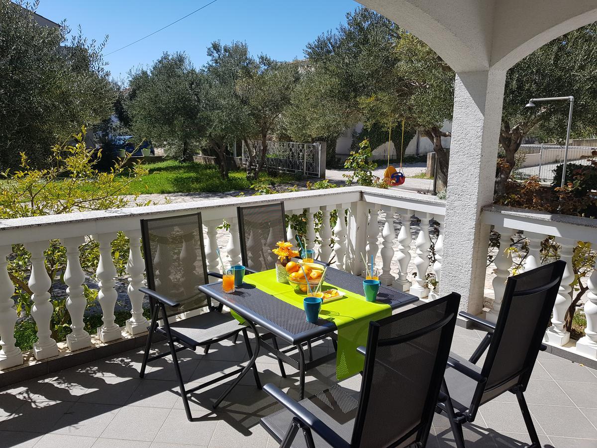 Apartmani Zoric Водице Екстериор снимка